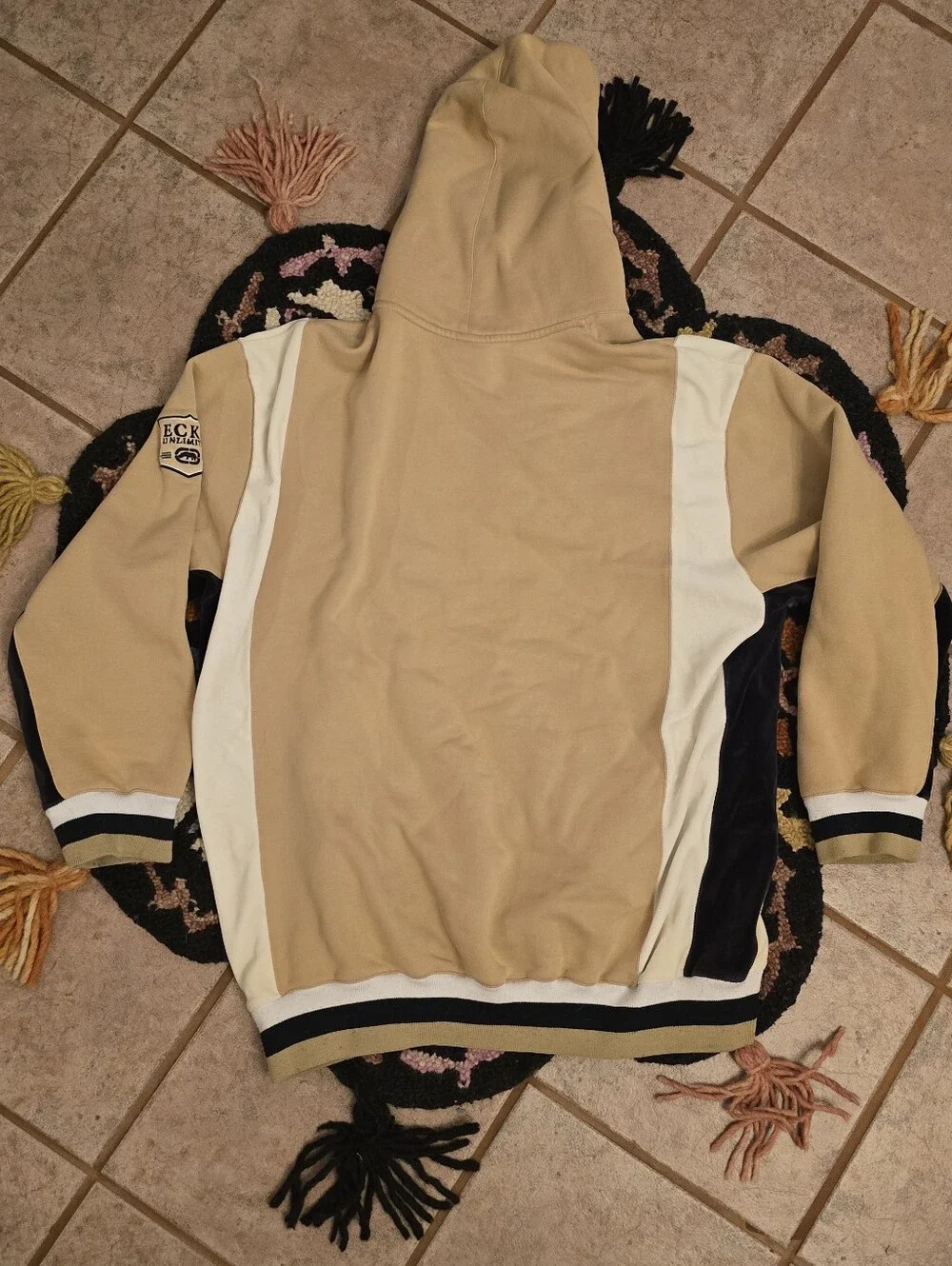 🔥🔥Y2K ECKO Unltd Tan Colorblock Hoodie with Navy & Cream Accents🔥🔥Size XXL